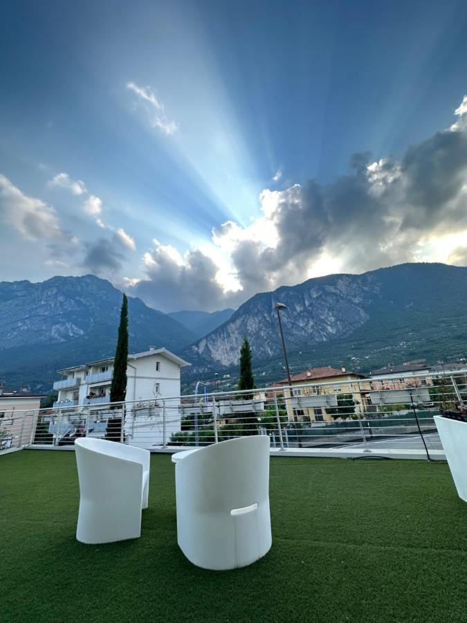 Athos Hotel Riva del Garda Exterior foto